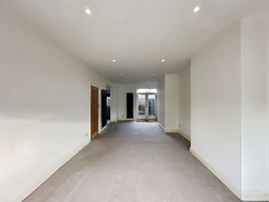 Photo 16- click for photo gallery